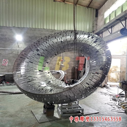 精品景觀不銹鋼鏤空球雕塑——廣西專業加工廠的藝術匠心